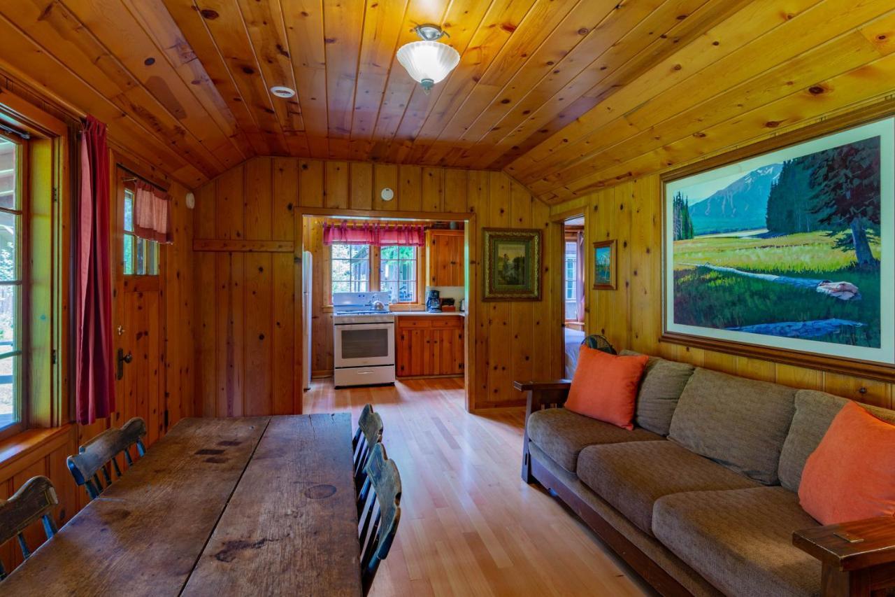 Lake Creek Lodge Camp Sherman Kültér fotó