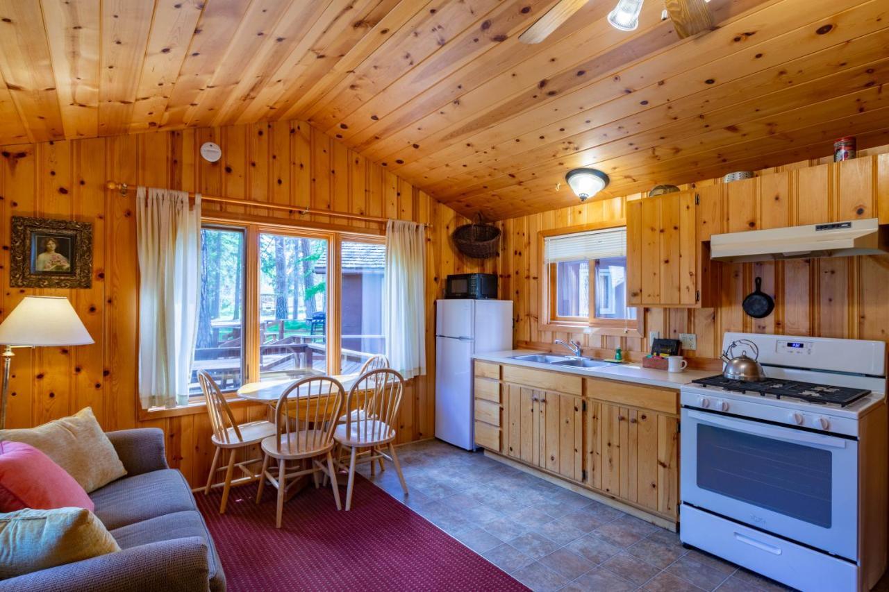 Lake Creek Lodge Camp Sherman Kültér fotó